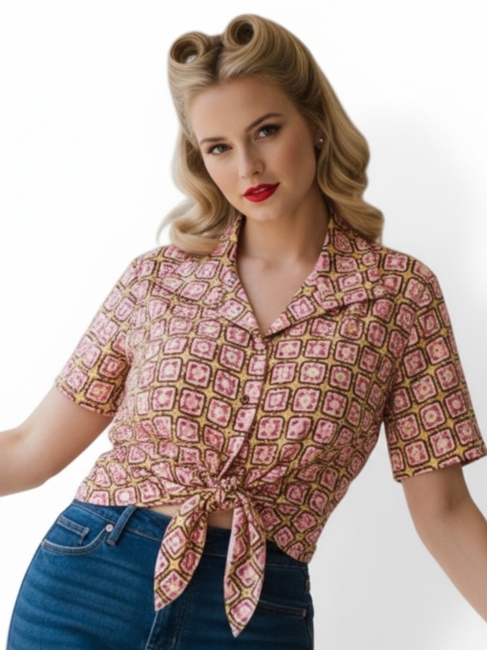 Laura Byrnes Vintage Inspired Retro Pin Up Patterned Tie Front Short Sleeve Top